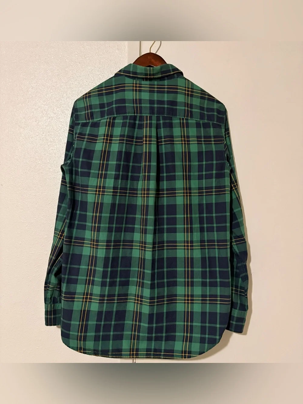 The North Face Men's Small Green & Navy Plaid Button-Down Long Sleeve Shirt